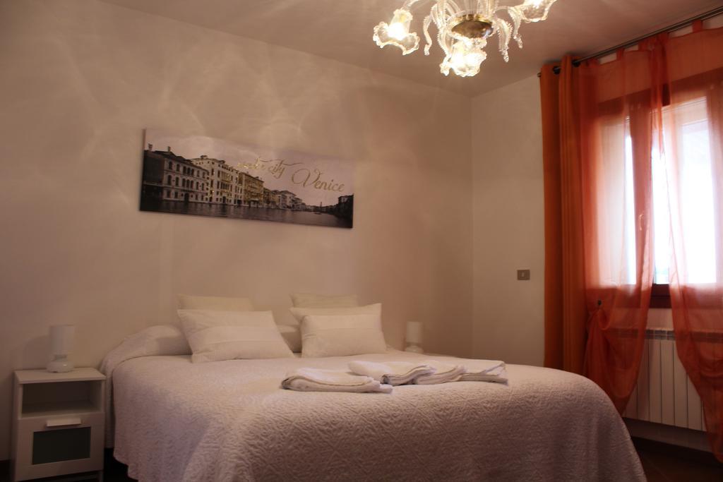 B&B Airport Venice Diego 2 Тесера Стая снимка